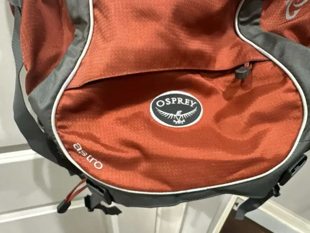 Osprey Astro Messenger Bag Burnt Orange and Grey Recycled Series